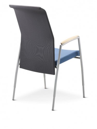 string220 3-4 tyl.jpg